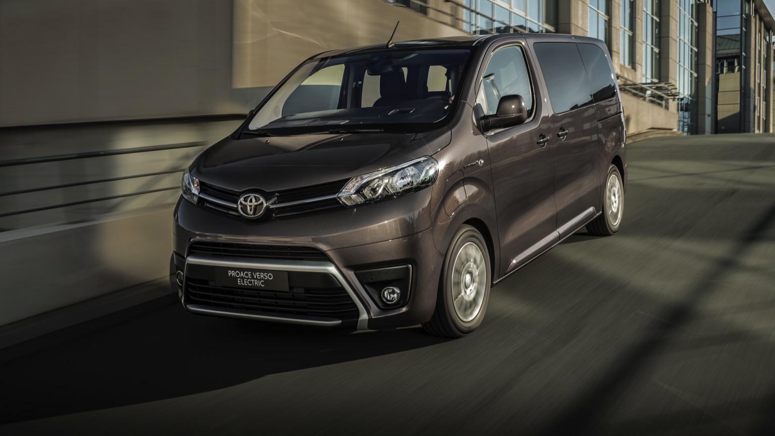 Toyota_PROACE_Verso-1
