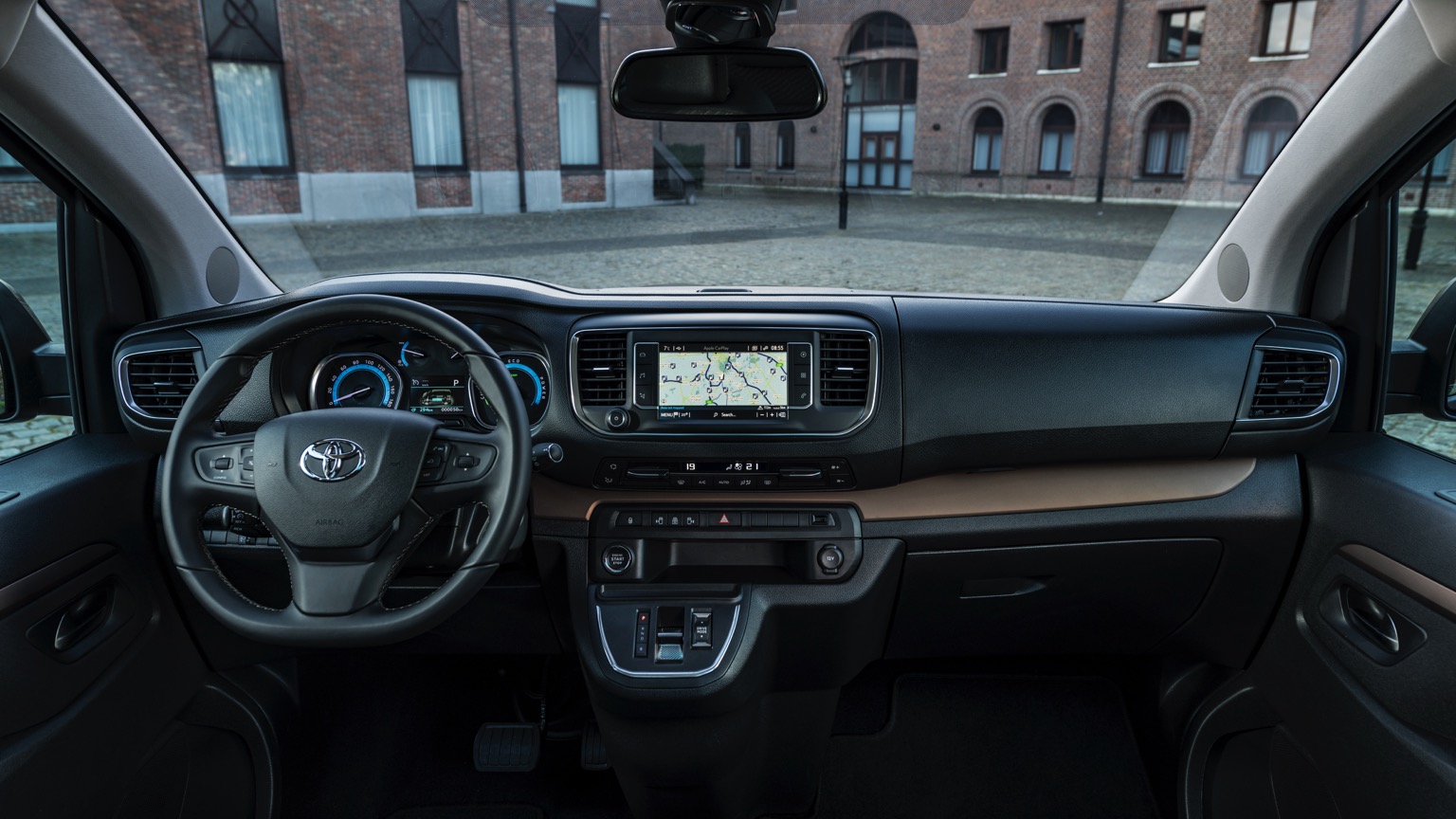 Toyota_PROACE_Verso-17