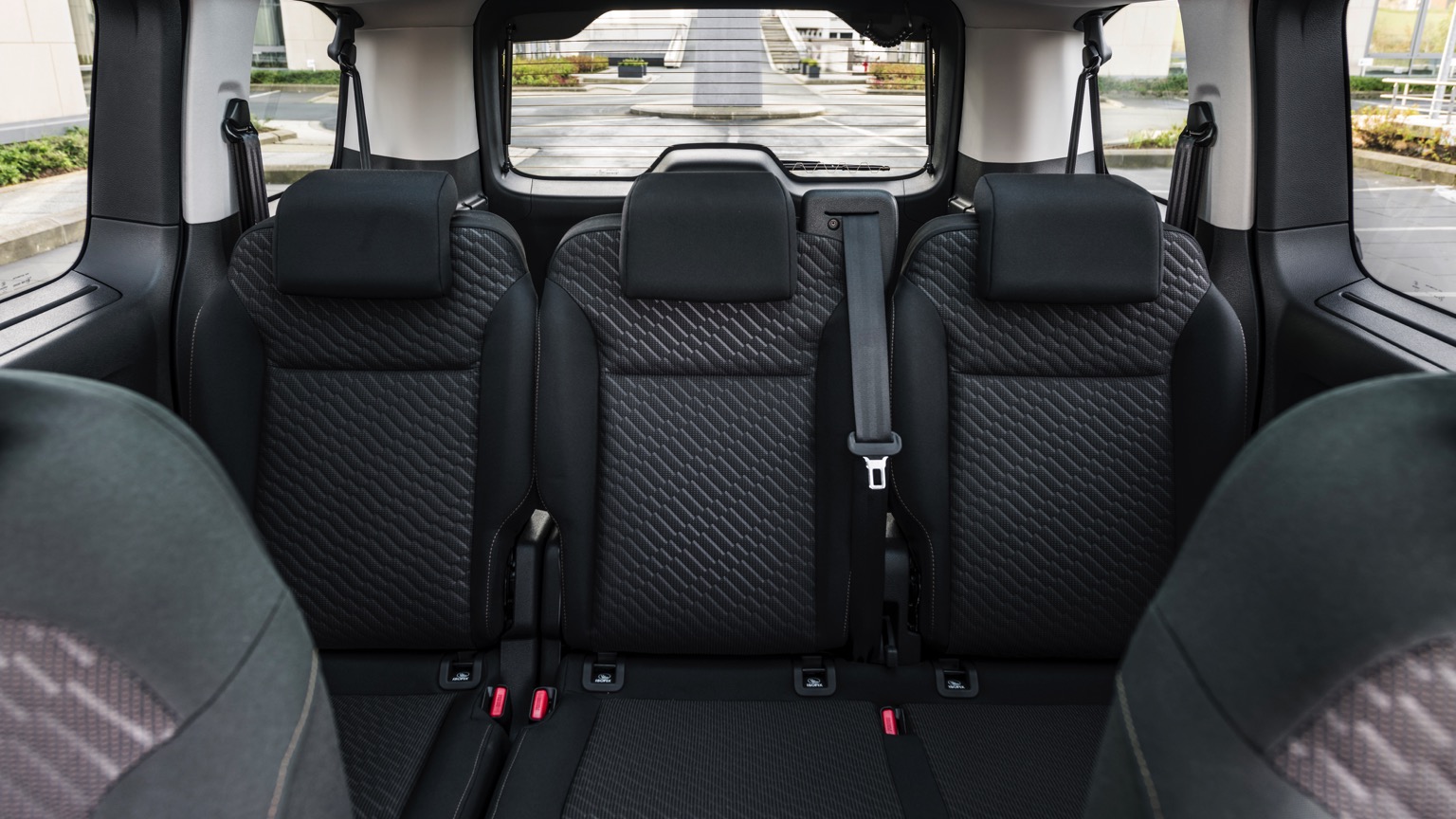Toyota_PROACE_Verso-24