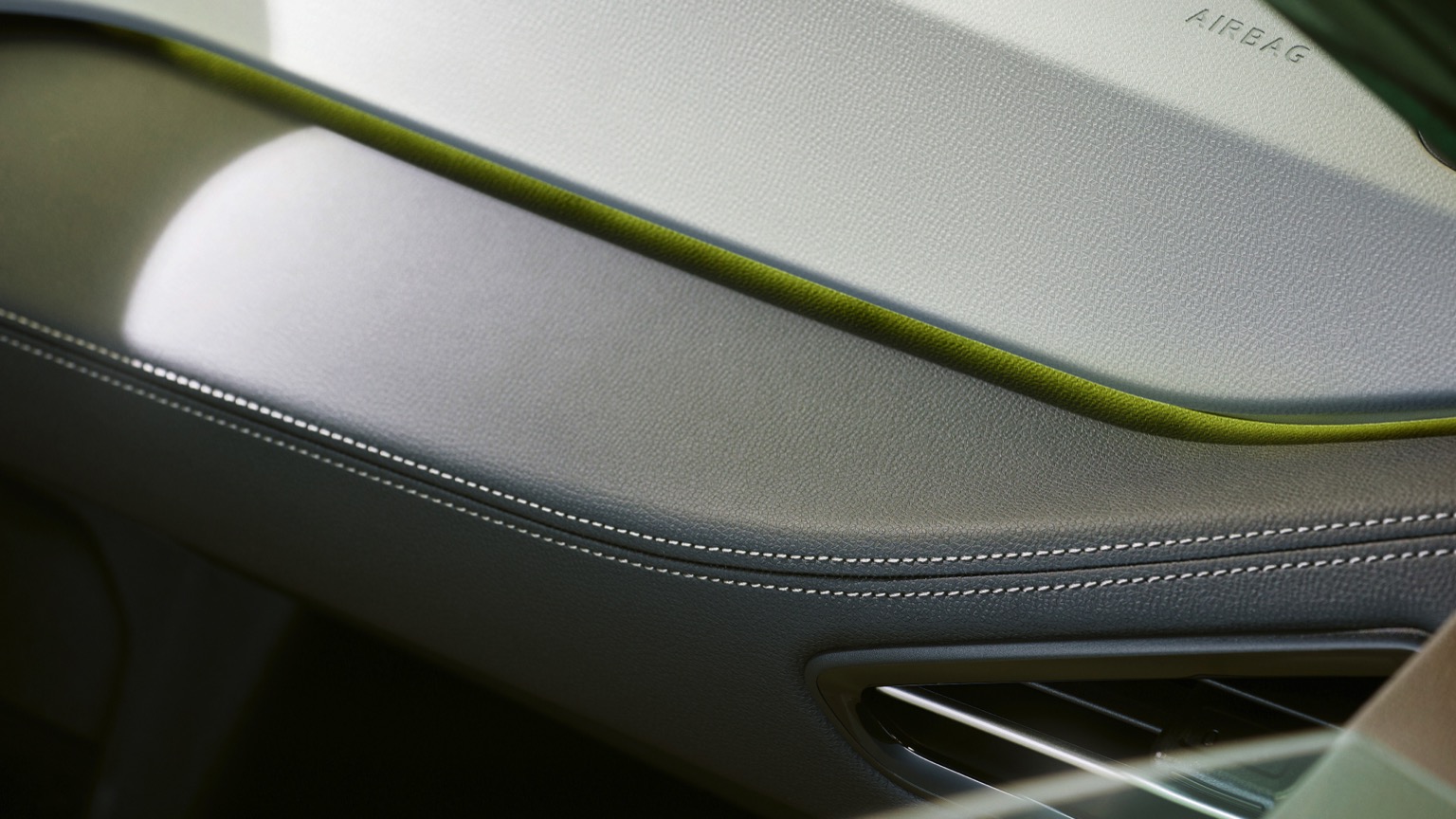 Volkswagen_ID3_2023-27