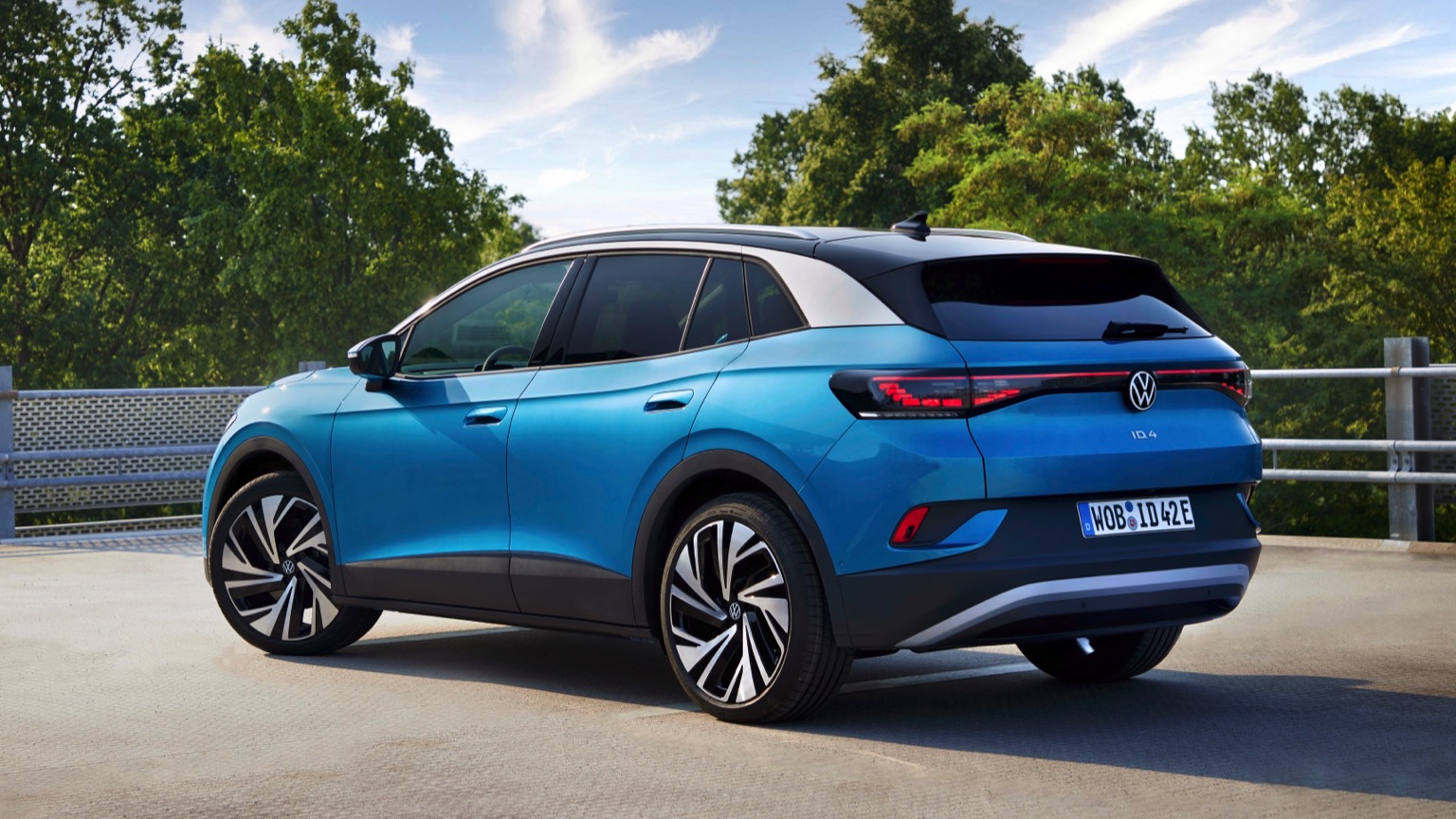 Volkswagen_ID4_2024-2
