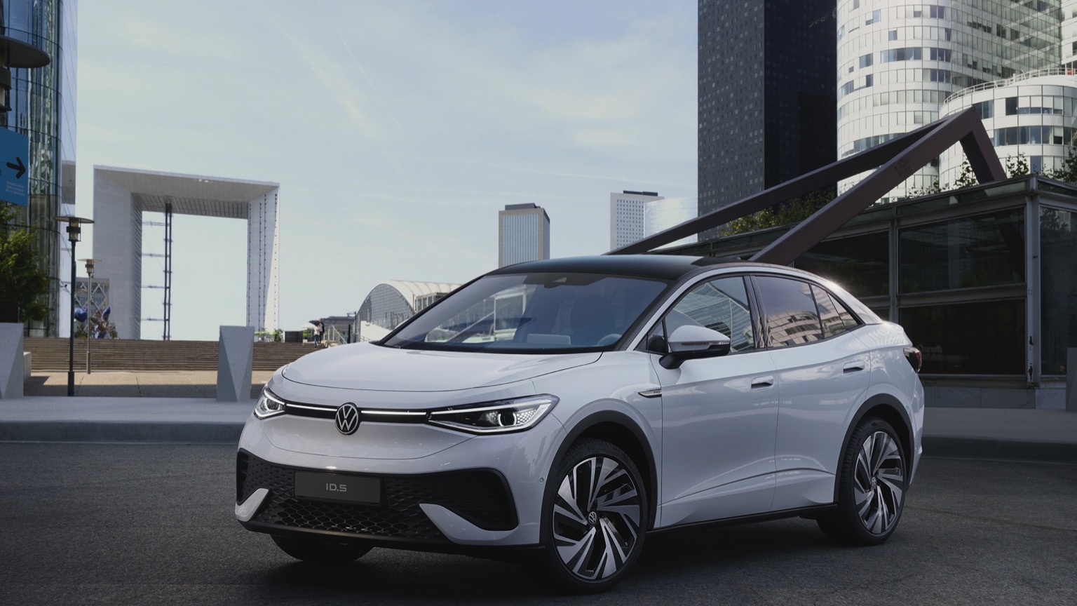 Volkswagen_ID5-6