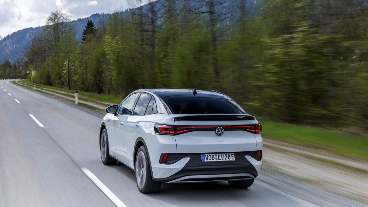Volkswagen_ID5_2024-5