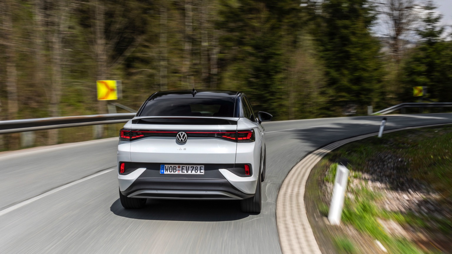Volkswagen_ID5_2024-7