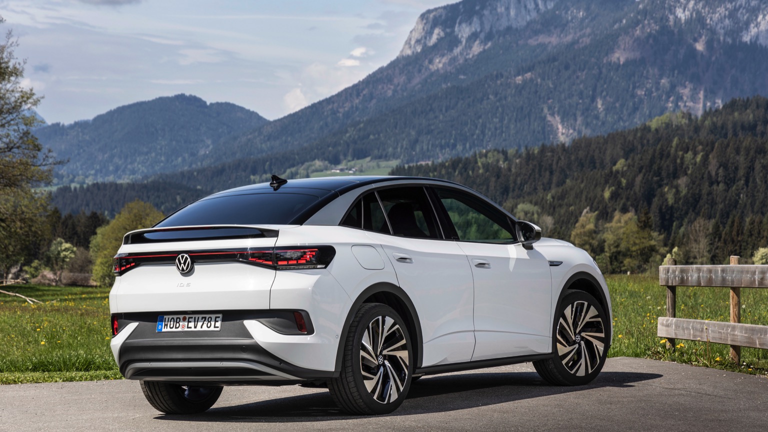 Volkswagen_ID5_2024-9