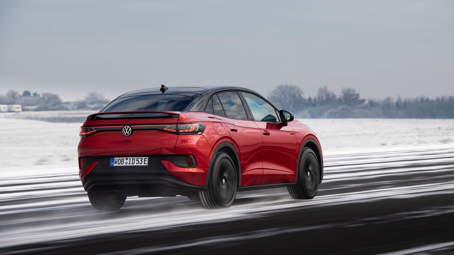 Volkswagen_ID5_GTX_2024-6