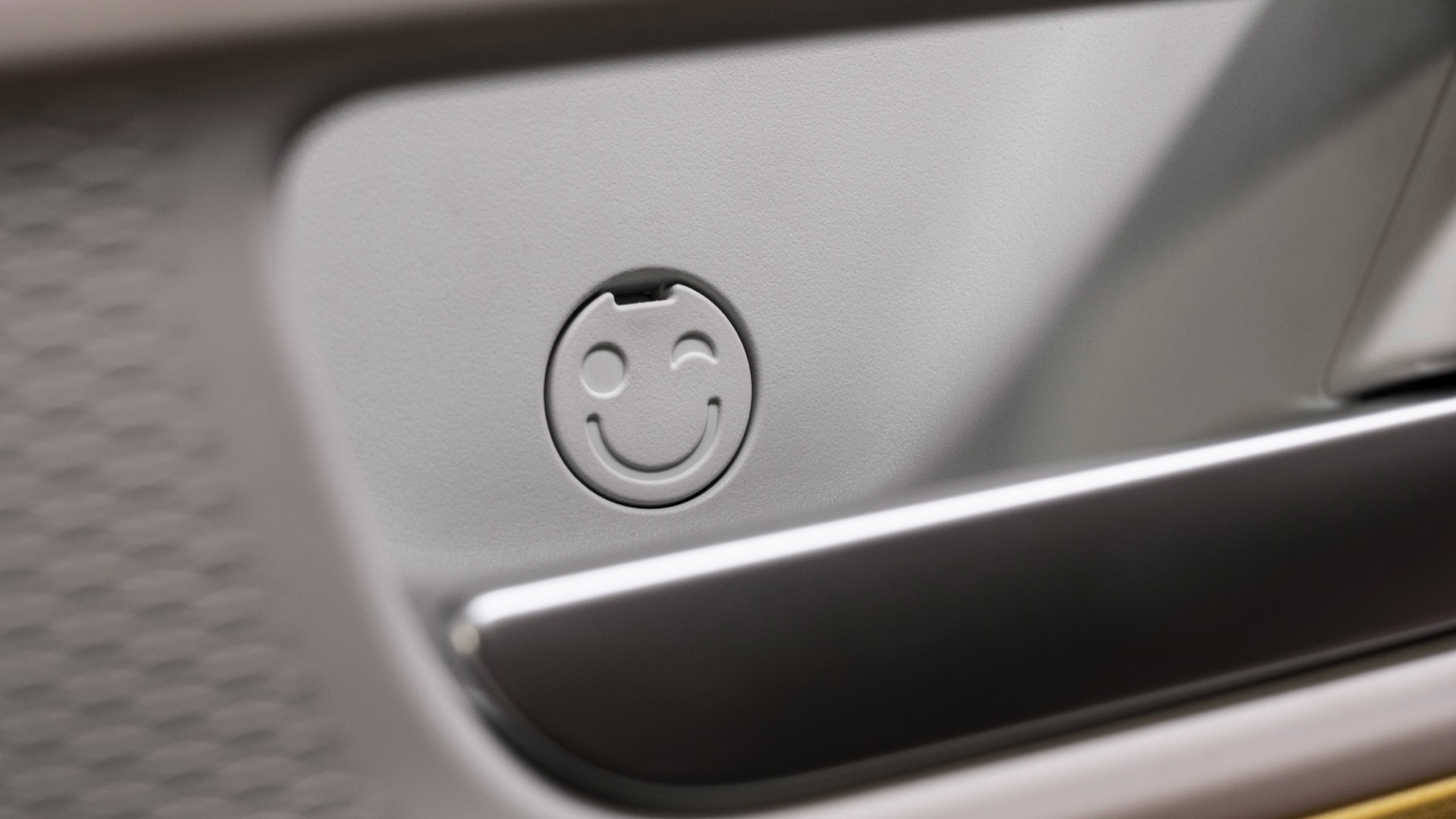 Volkswagen_ID_Buzz-25
