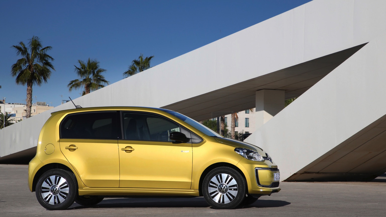 Volkswagen_e-Up-2019-12