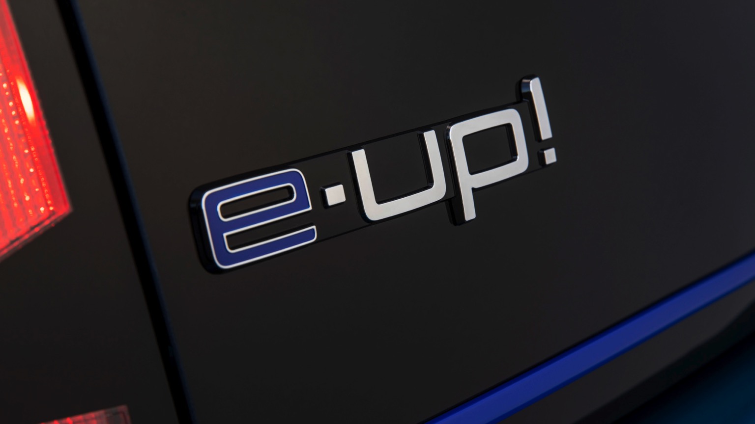 Volkswagen_e-Up-2019-32