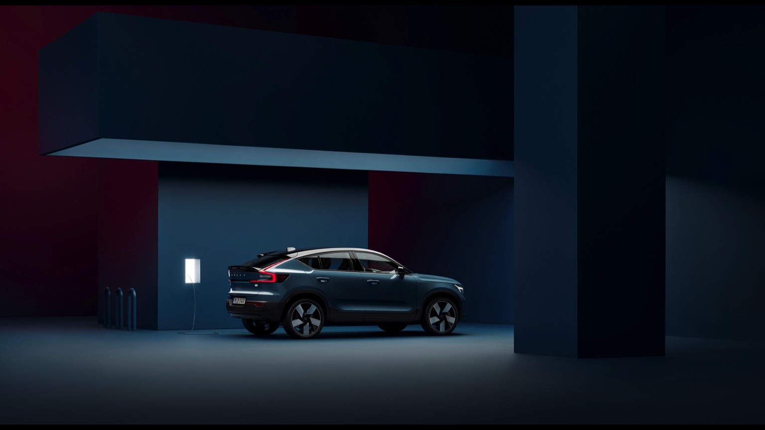 Volvo_C40_Recharge-12