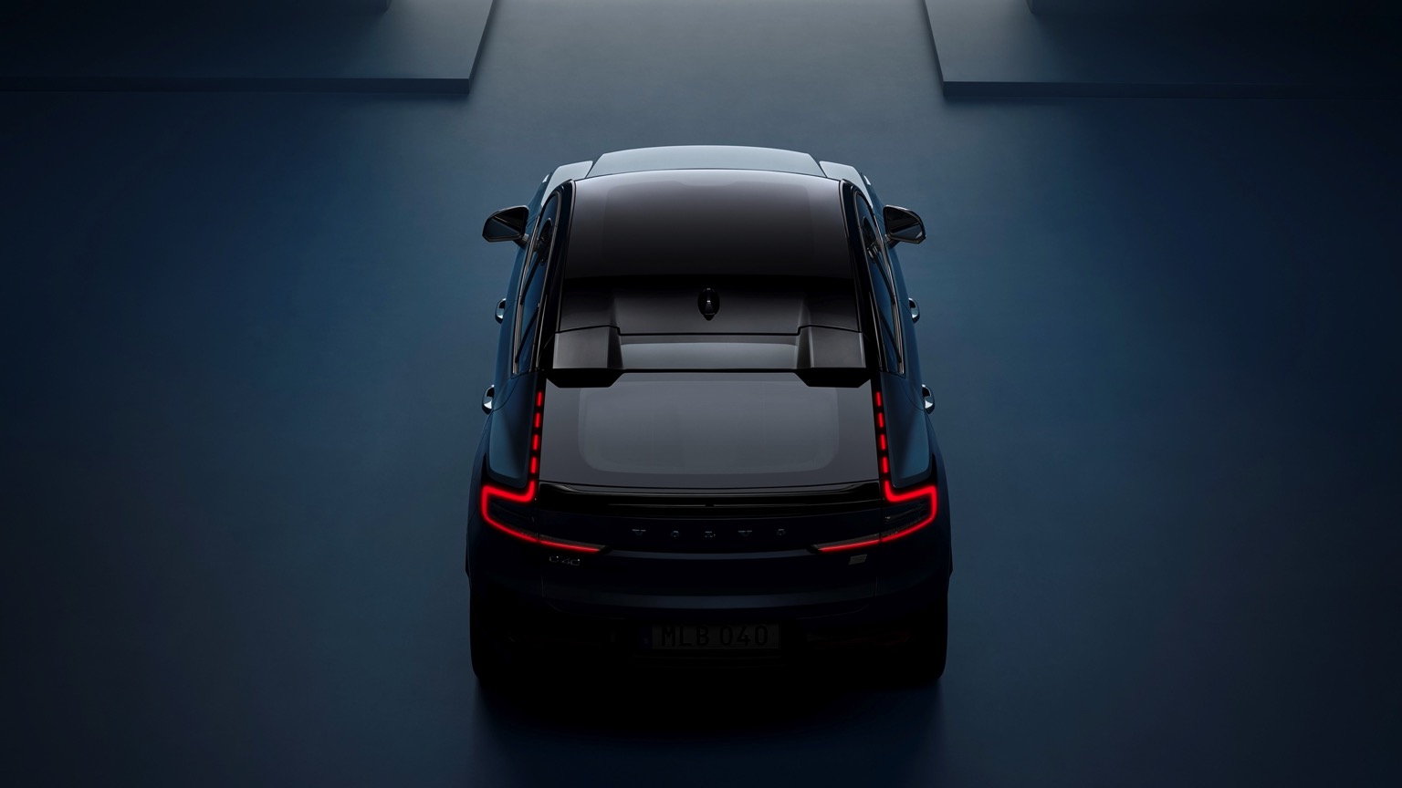 Volvo_C40_Recharge-14