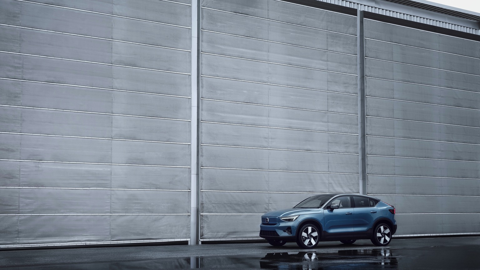 Volvo_C40_Recharge-6