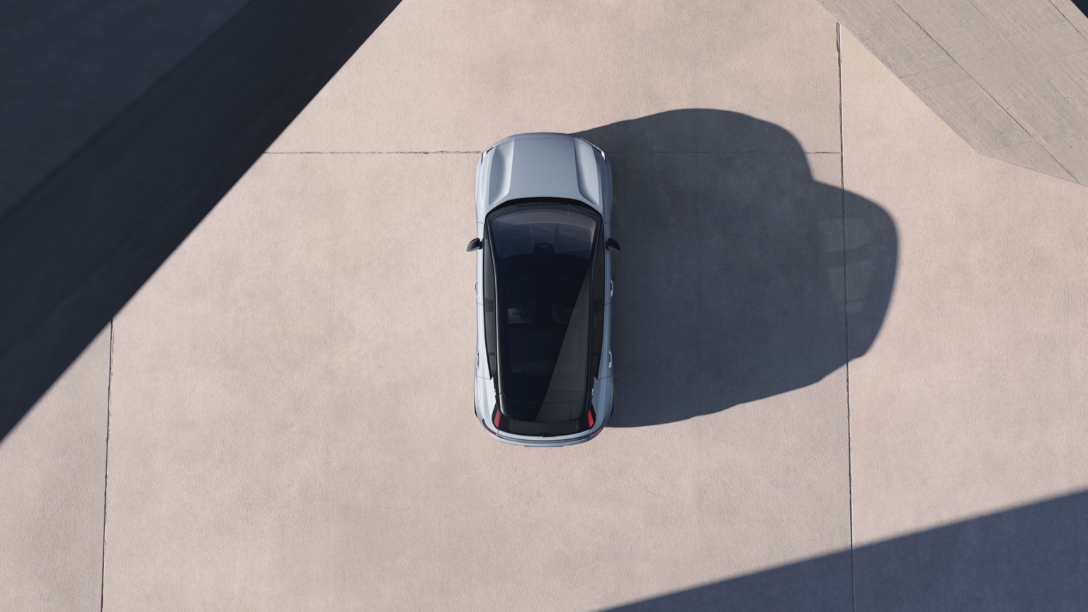 Volvo_EX30_2024-10