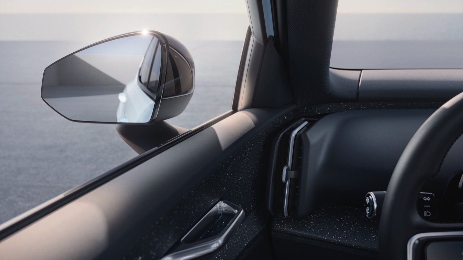 Volvo_EX30_2024-17