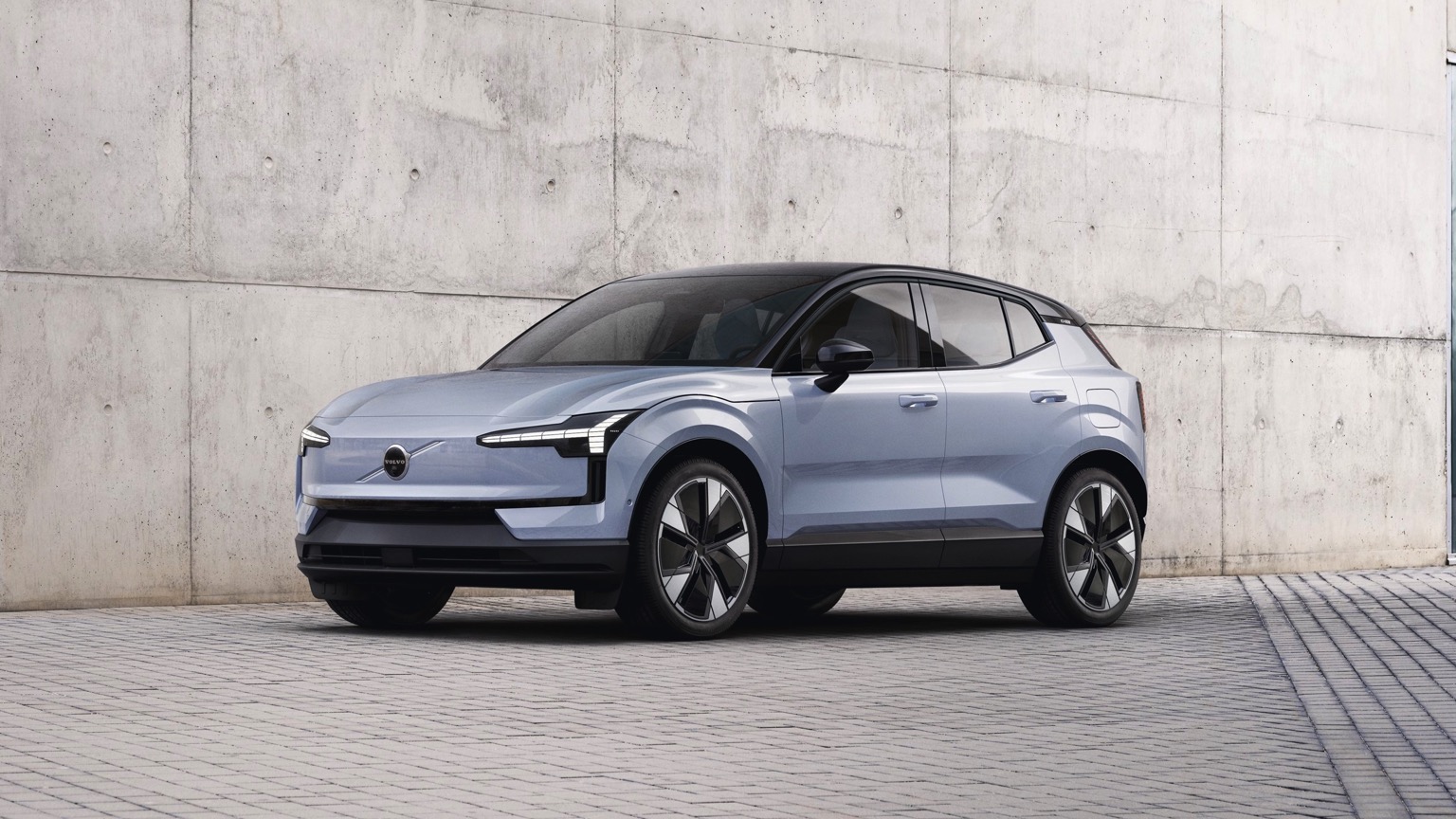 Volvo_EX30_2024-2