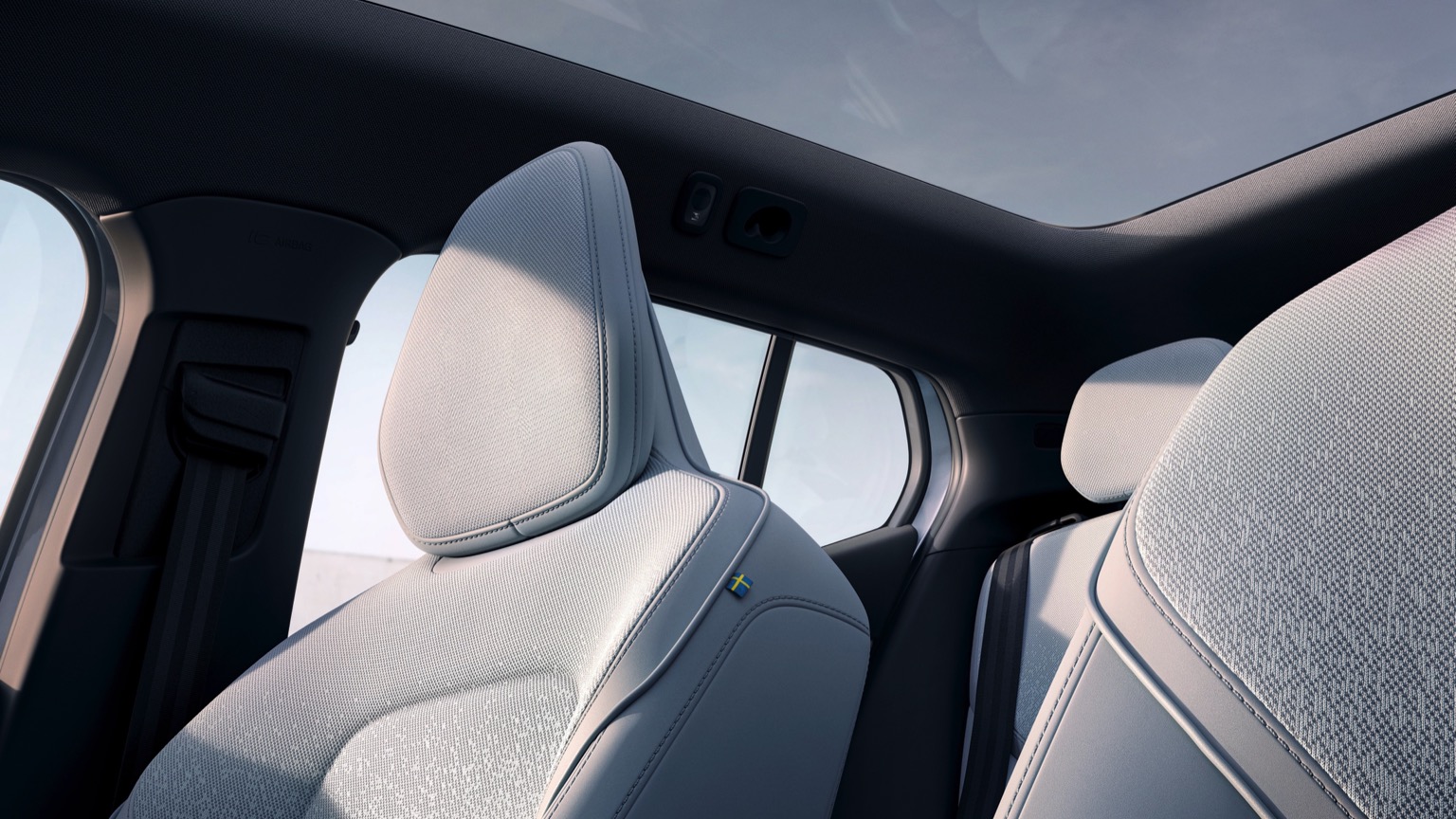 Volvo_EX30_2024-23
