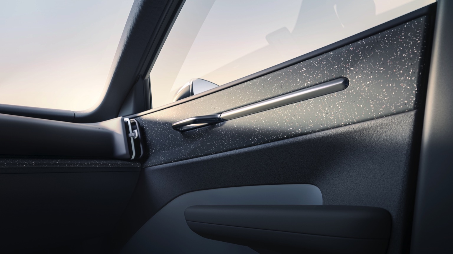 Volvo_EX30_2024-25