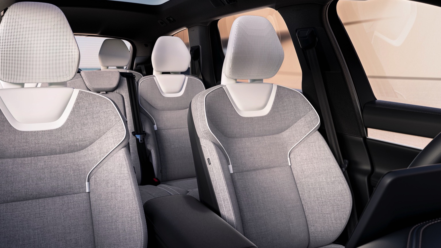 Volvo_EX90-18