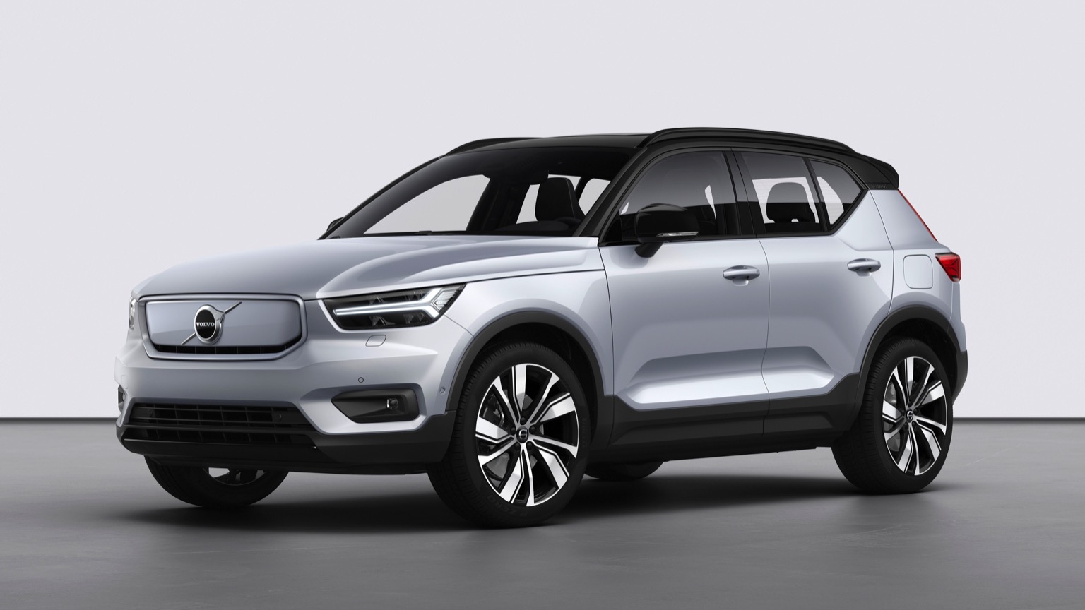 Volvo_XC40_Recharge-1