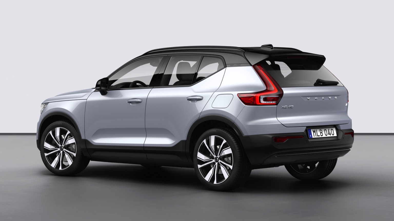 Volvo_XC40_Recharge-4